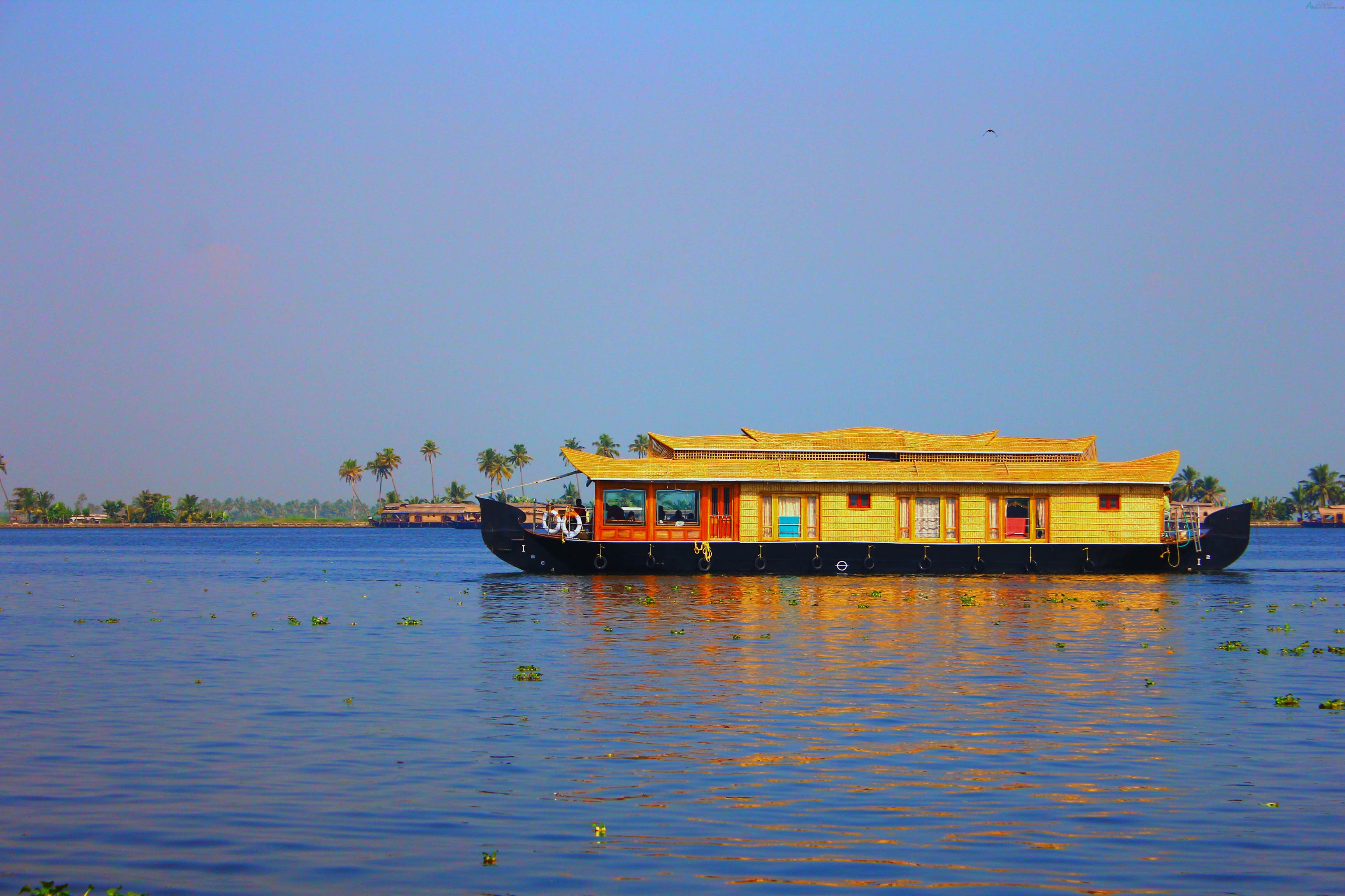 Alleppey Houseboat Cruise Itinerary