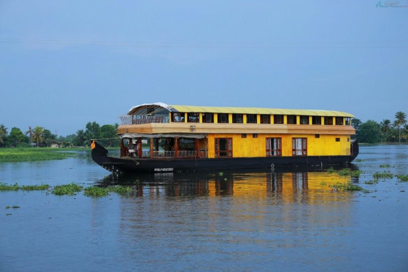 6 Bedroom Deluxe Alappuzha Houseboat Alleppey Houseboat Club