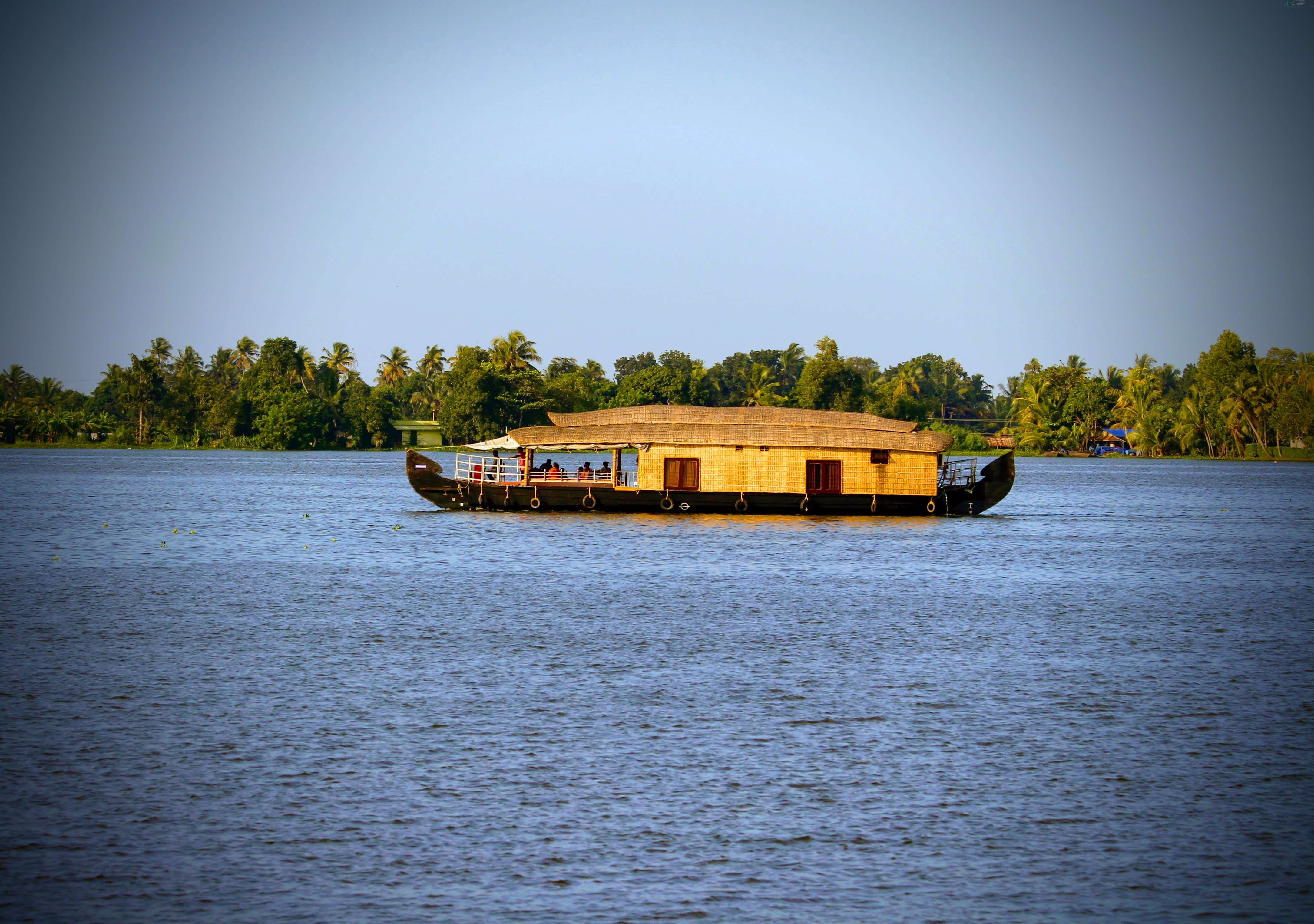 1 Bedroom Houseboat Alleppey Alleppey Houseboat Club