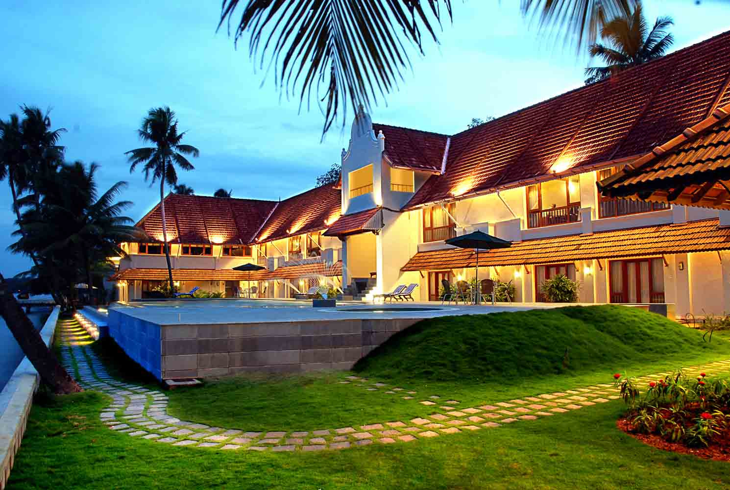 Hotels in alleppey -Lemon Tree Vembanad Lake Resort