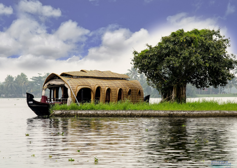 10 things To Do in Alleppey - Alleppey Houseboat Club