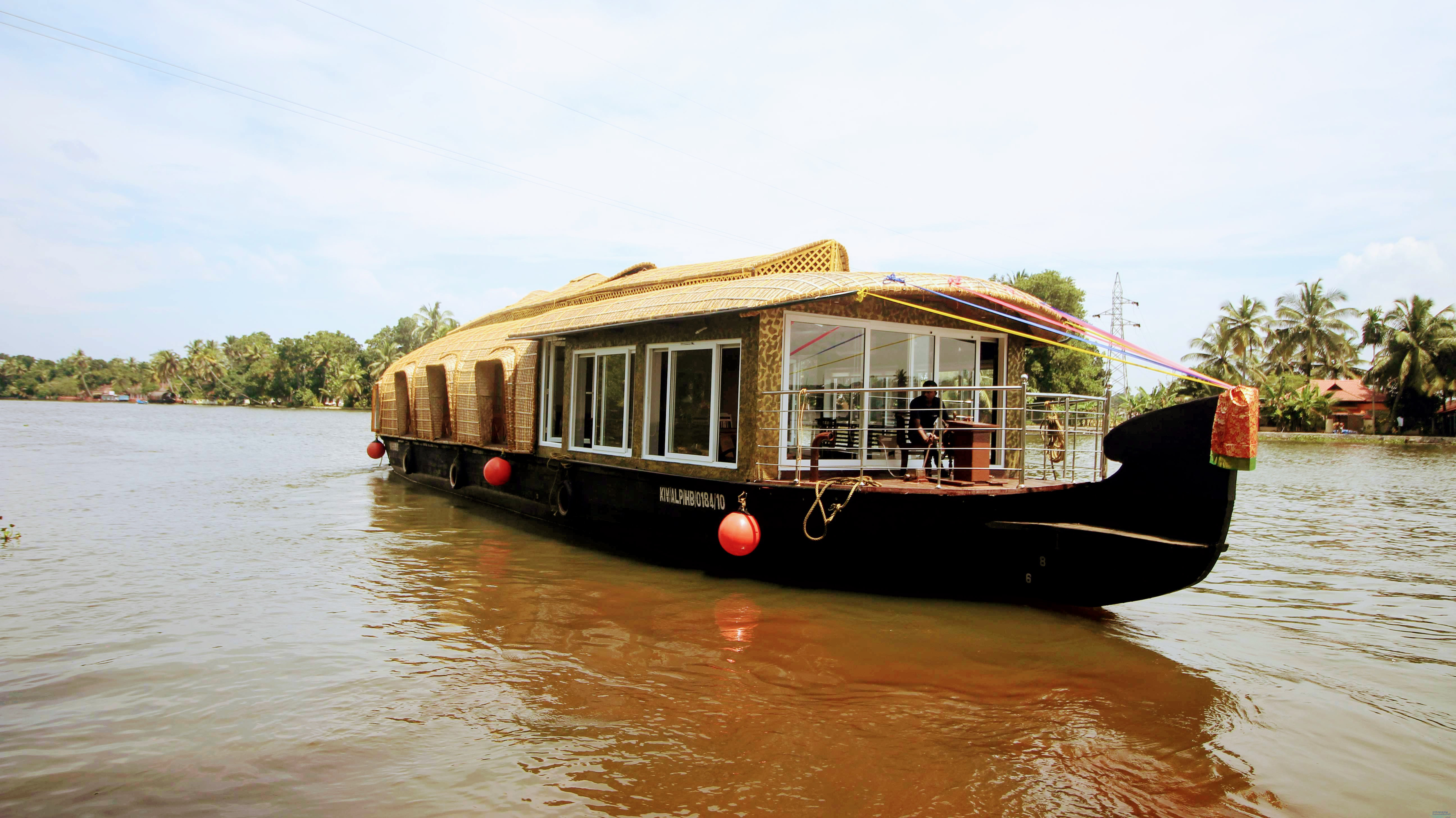 2 Bedroom Premium Boat House Alleppey Houseboat Club